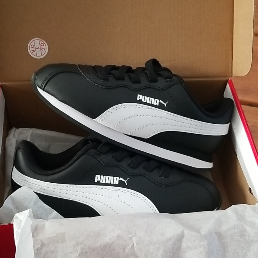 Boys Puma shoes